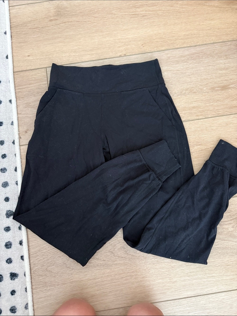 lululemon athletica womens Black Leggings with Cuffed Ankles